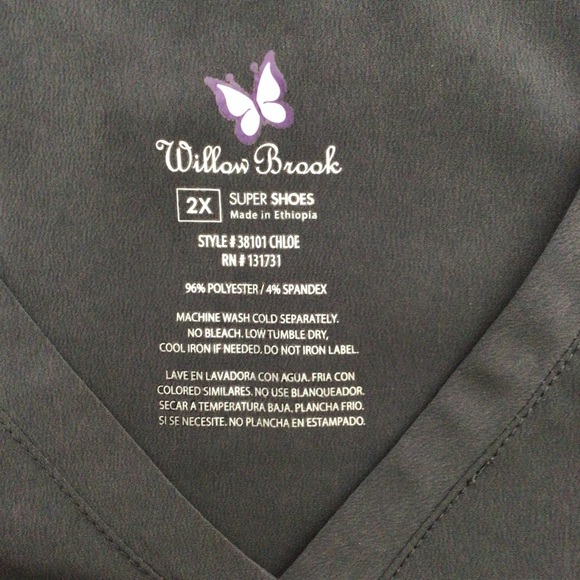 Willow Brook Gray Scrub Top - Size 2X - Picture 5 of 5